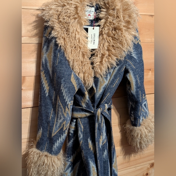 Idyllwind Maxey Super Cute Coat.So Pretty With A Boho Western Vibe..NWT - Picture 3 of 4